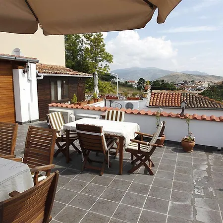 Guest house Nazhan Selcuk