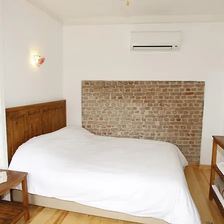 Nazhan 게스트하우스 3*