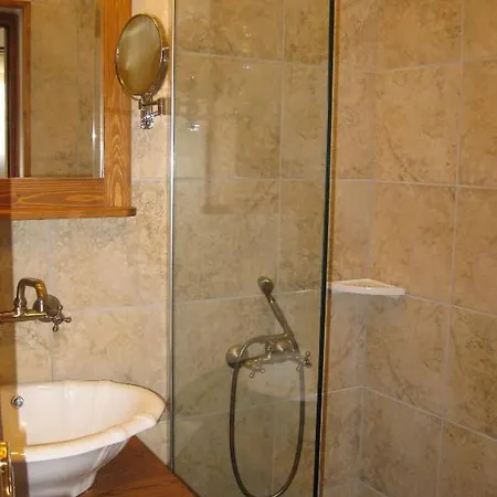 ゲストハウス Nazhan セルチュク