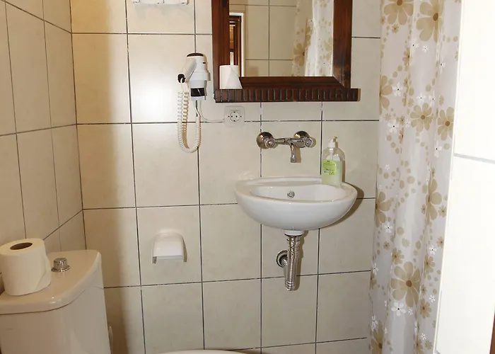Nazhan Casa de hóspedes 3*