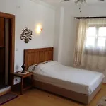 게스트하우스 Nazhan 3*