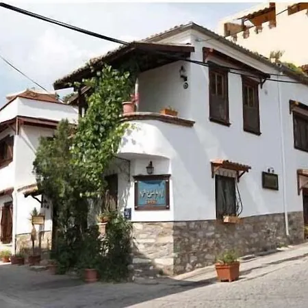 Nazhan Konukevi Selçuk